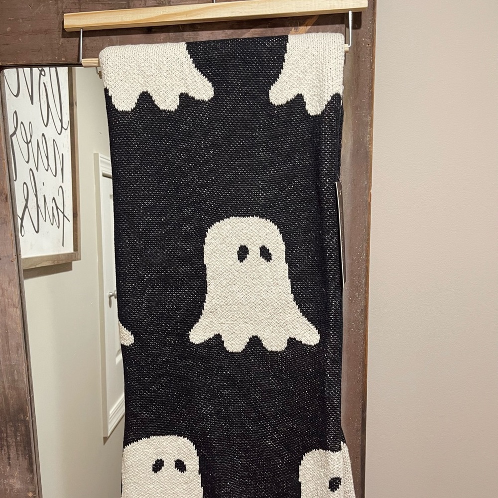 Woven Ghost Blanket- AS SEEN ON TIK TOK